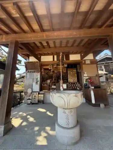 三光院跡の{uncategorized: "未分類", other: "その他", undefined: "問題あり", building: "その他建物", grave: "お墓", sacred_gate: "鳥居", guardian: "狛犬", statue: "像", buddha: "仏像", history: "歴史", nature: "自然", garden: "庭園", animal: "動物", pagoda: "塔", temizu: "手水舎", mountain_gate: "山門・神門", sanctuary: "本殿・本堂", subordinate: "末社・摂社", art: "芸術", scenery: "景色", jizo: "地蔵", ema: "絵馬", goshuin: "御朱印", omikuji: "おみくじ", items: "授与品その他", amulet: "お守り", goshuincho: "御朱印帳", eats: "食事", festival: "お祭り", votive_dance: "神楽", shichigosan: "七五三参", wedding: "結婚式", experience: "体験その他", initially: "初詣", around: "周辺", anti_infection: "感染症対策"}