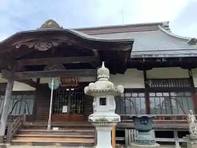 寶蔵寺の本殿・本堂