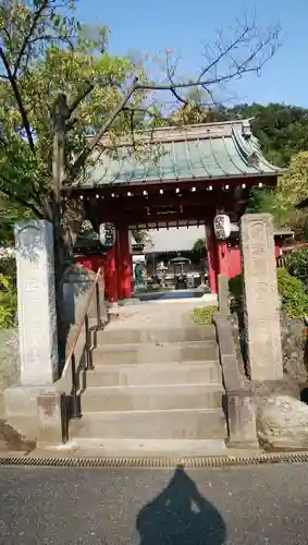歓成院の山門・神門