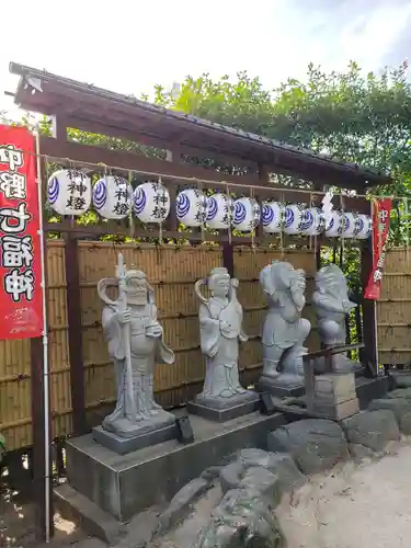 中野沼袋氷川神社の像