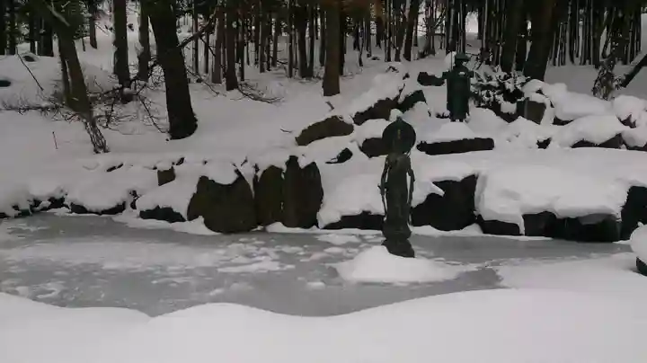 青龍寺(昭和大仏)(青森県)