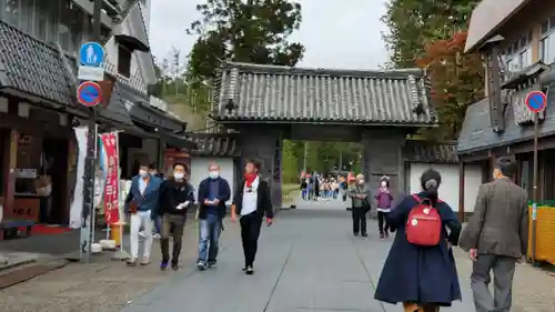 瑞巌寺の山門