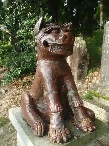 八王子神社の狛犬
