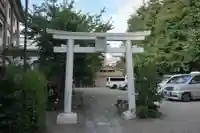 被官稲荷神社の鳥居