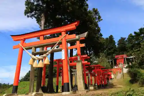 高屋敷稲荷神社の鳥居