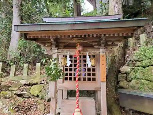 柏原八幡宮の末社・摂社