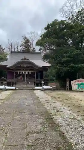 加知彌神社の本殿・本堂