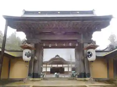 高野山金剛峯寺の山門・神門