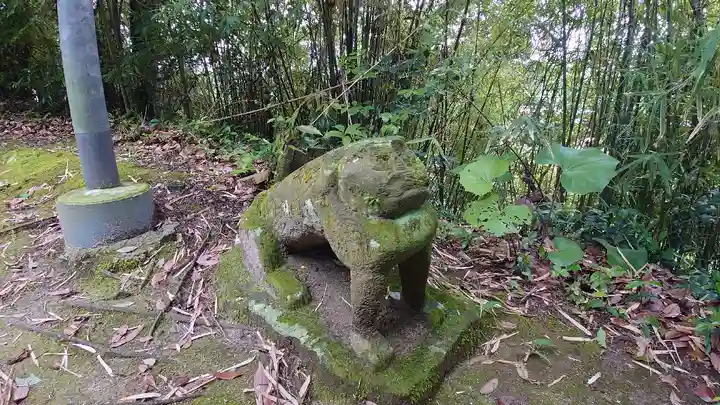 南方神社の狛犬