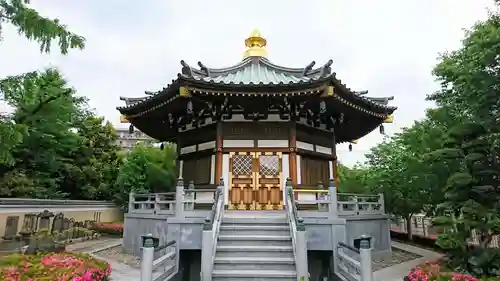 三学院の本殿・本堂