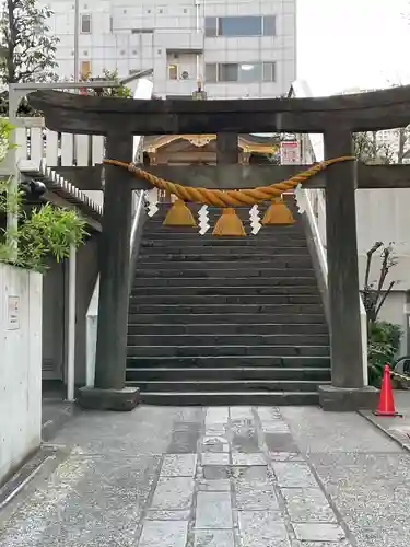 高輪神社の鳥居