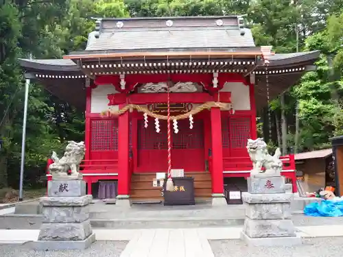 南大沢八幡神社の本殿・本堂