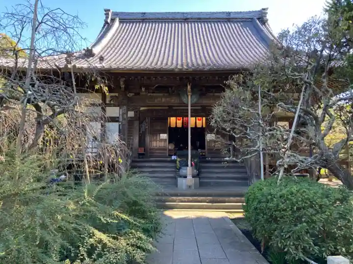 宝戒寺の本殿・本堂