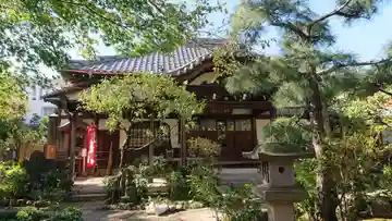 厳浄院の本殿・本堂