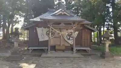 泉神社の本殿・本堂