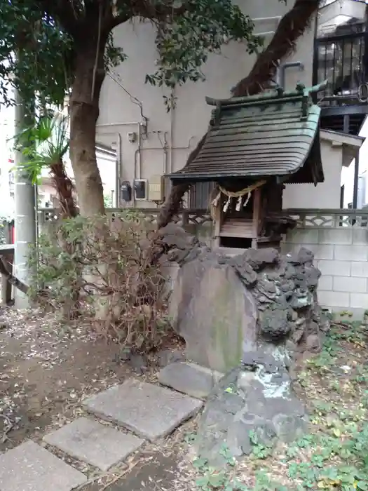 三峯神社の建物その他