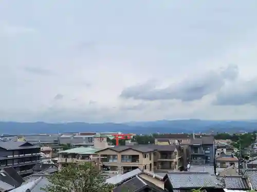 粟田神社の景色