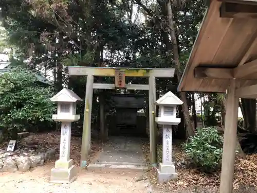 竹大與杼神社の末社