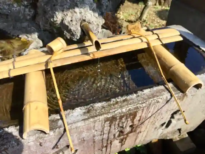 埴生神社の手水舎