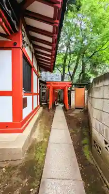 王子稲荷神社の鳥居