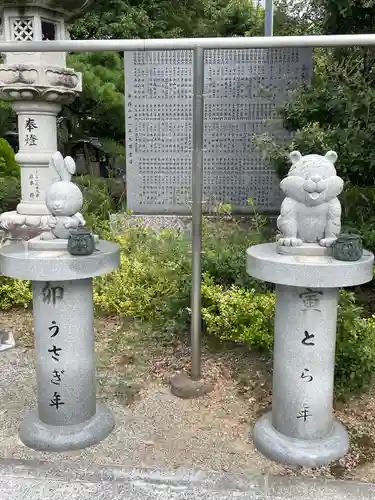 田村神社の像