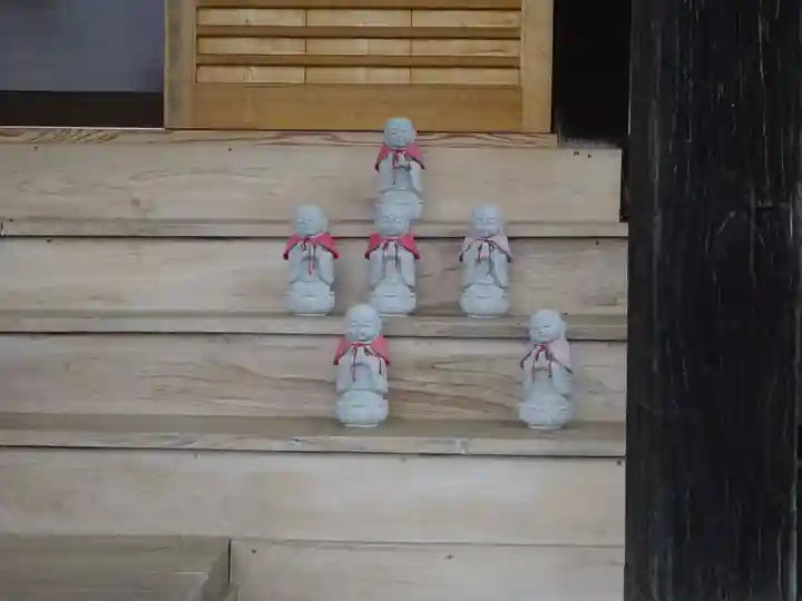 伊勢原 法泉寺の地蔵