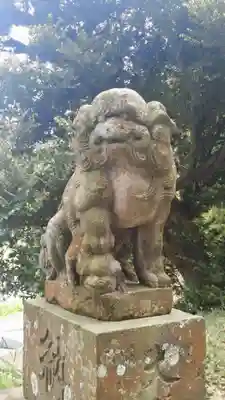 諏訪神社の狛犬