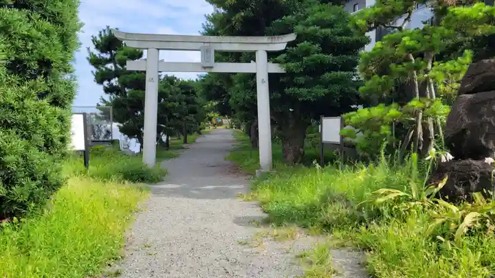 琵琶島神社の鳥居
