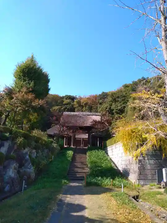 横浜 西方寺の山門・神門