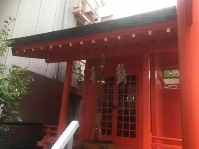 新富稲荷神社の本殿