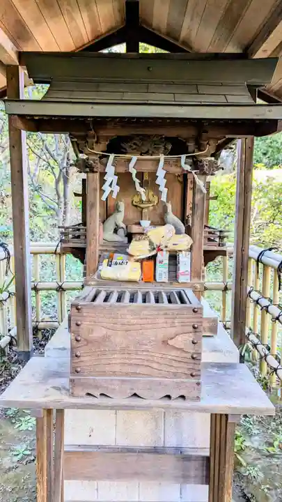 白金氷川神社の末社・摂社