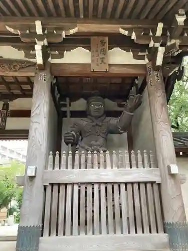 長命寺の像