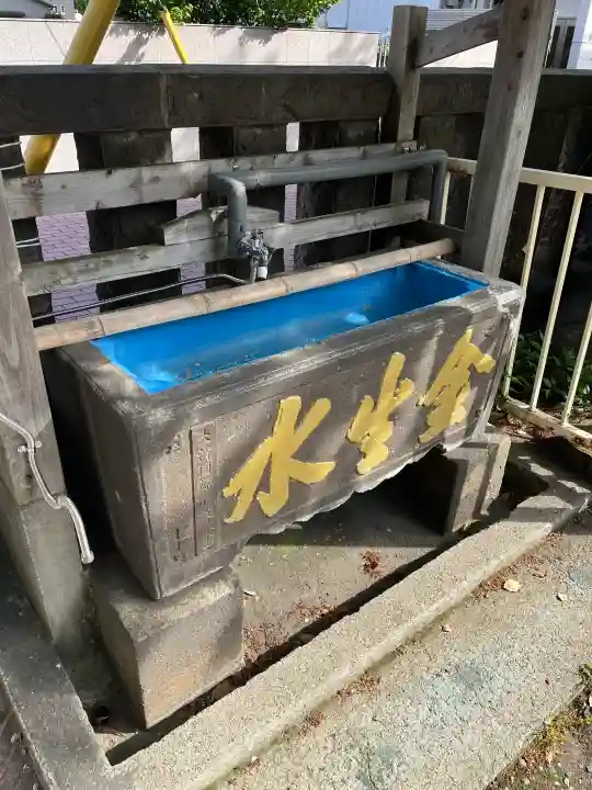 神明宮の{uncategorized: "未分類", other: "その他", undefined: "問題あり", building: "その他建物", grave: "お墓", sacred_gate: "鳥居", guardian: "狛犬", statue: "像", buddha: "仏像", history: "歴史", nature: "自然", garden: "庭園", animal: "動物", pagoda: "塔", temizu: "手水舎", mountain_gate: "山門・神門", sanctuary: "本殿・本堂", subordinate: "末社・摂社", art: "芸術", scenery: "景色", jizo: "地蔵", ema: "絵馬", goshuin: "御朱印", omikuji: "おみくじ", items: "授与品その他", amulet: "お守り", goshuincho: "御朱印帳", eats: "食事", festival: "お祭り", votive_dance: "神楽", shichigosan: "七五三参", wedding: "結婚式", experience: "体験その他", initially: "初詣", around: "周辺", anti_infection: "感染症対策"}