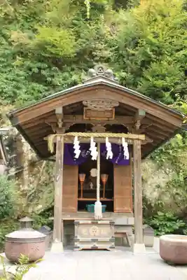 銭洗弁財天宇賀福神社(神奈川県)