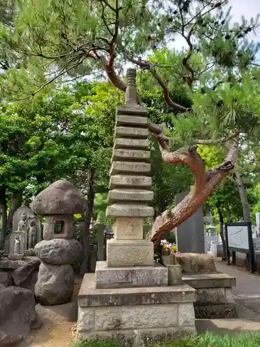 西方寺の塔