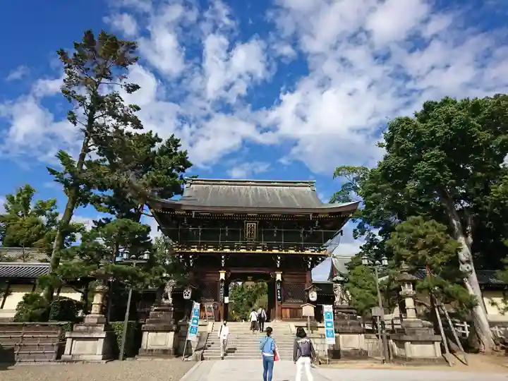 北野天満宮の山門・神門