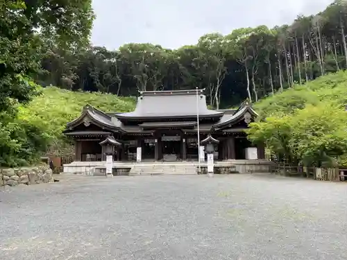 高見神社の本殿・本堂