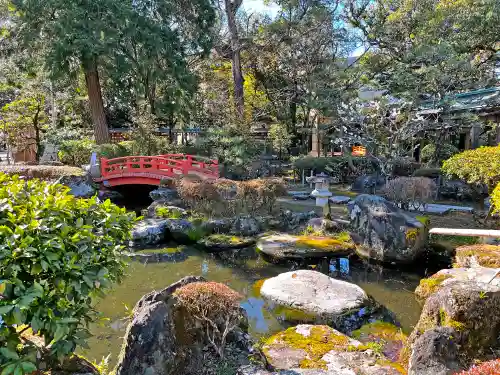 大井神社の庭園