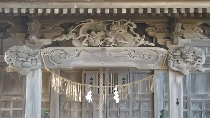 諏訪神社の本殿・本堂