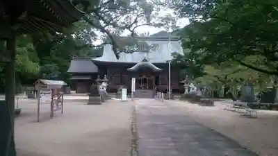 與止日女神社の本殿・本堂