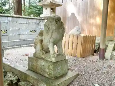 逢麻神社の狛犬