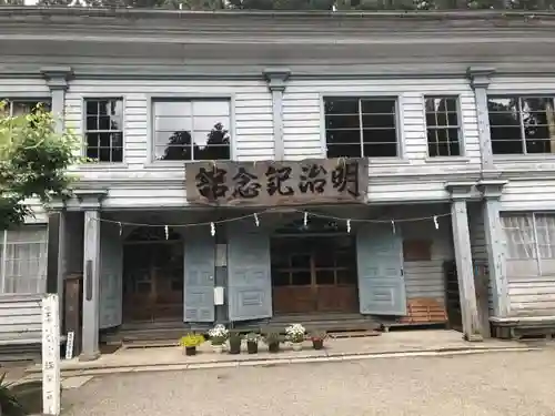 櫛引八幡宮の建物その他