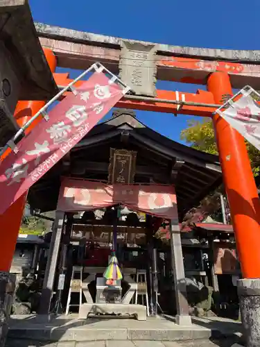 伏見稲荷大社三ノ峰（下之社神蹟・白菊大神）(京都府)