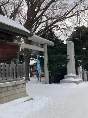 札幌諏訪神社の鳥居