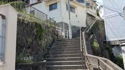 大浦諏訪神社の周辺