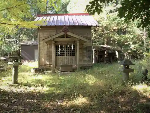 両大神社の末社