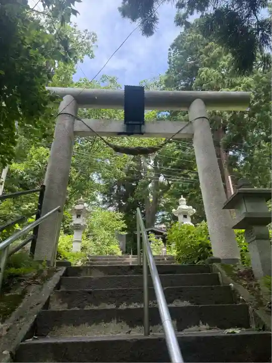 酢川温泉神社(山形県)