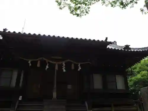 鴨部神社の本殿