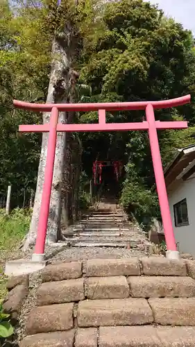 大江稲荷の鳥居