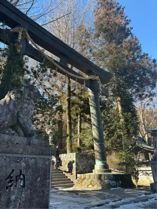 諏訪大社上社前宮(長野県)